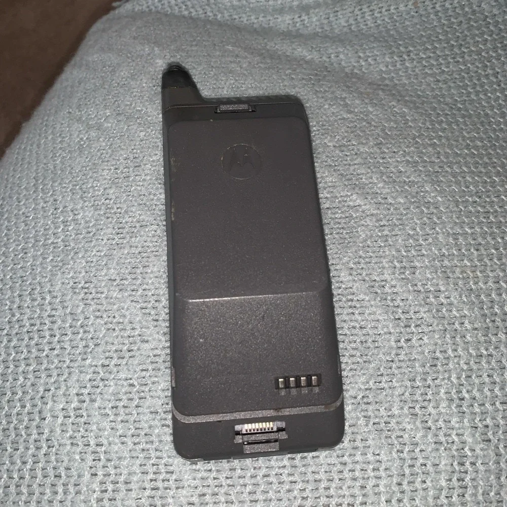 Vintage Motorola Southern Bell Flip Phone 1990